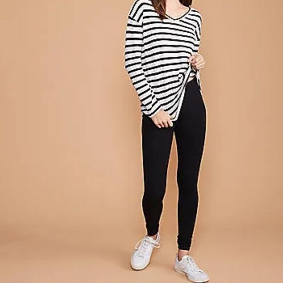 Lou and Grey Basic Black Leggings size Small - Picture 1 of 5